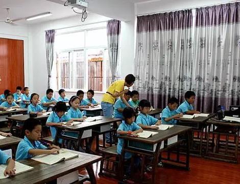 翻轉課堂在農村學校實施中存在的問題