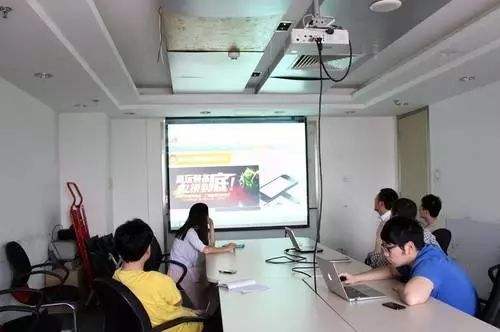 聯想電腦投屏投影儀