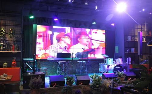 攝像機投屏LED屏